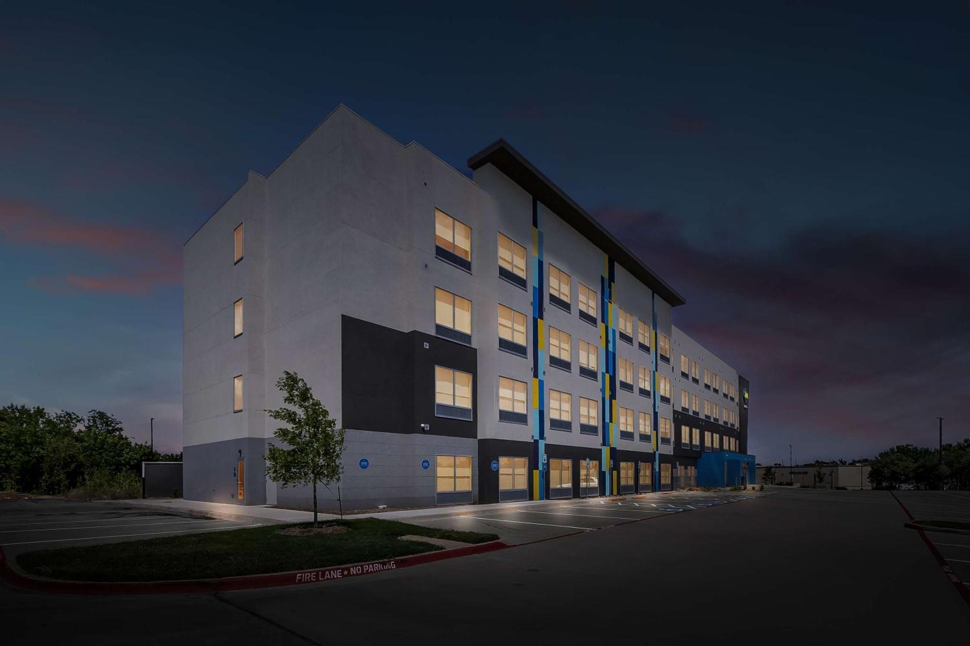 Hotel Tru By Hilton Plano Hwy 75 Exterior foto